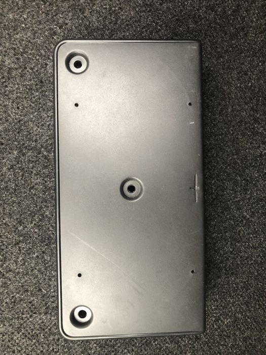 Продам рамку под номер VW JETTA