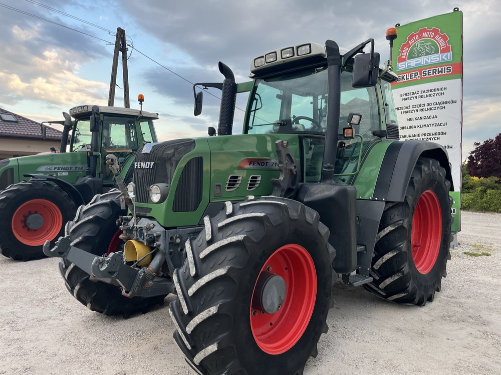 Fendt 714 Vario TMS Com 3 2009 Rok Tuz Wom Fendt 714 Tuz Com2 2004 Rok