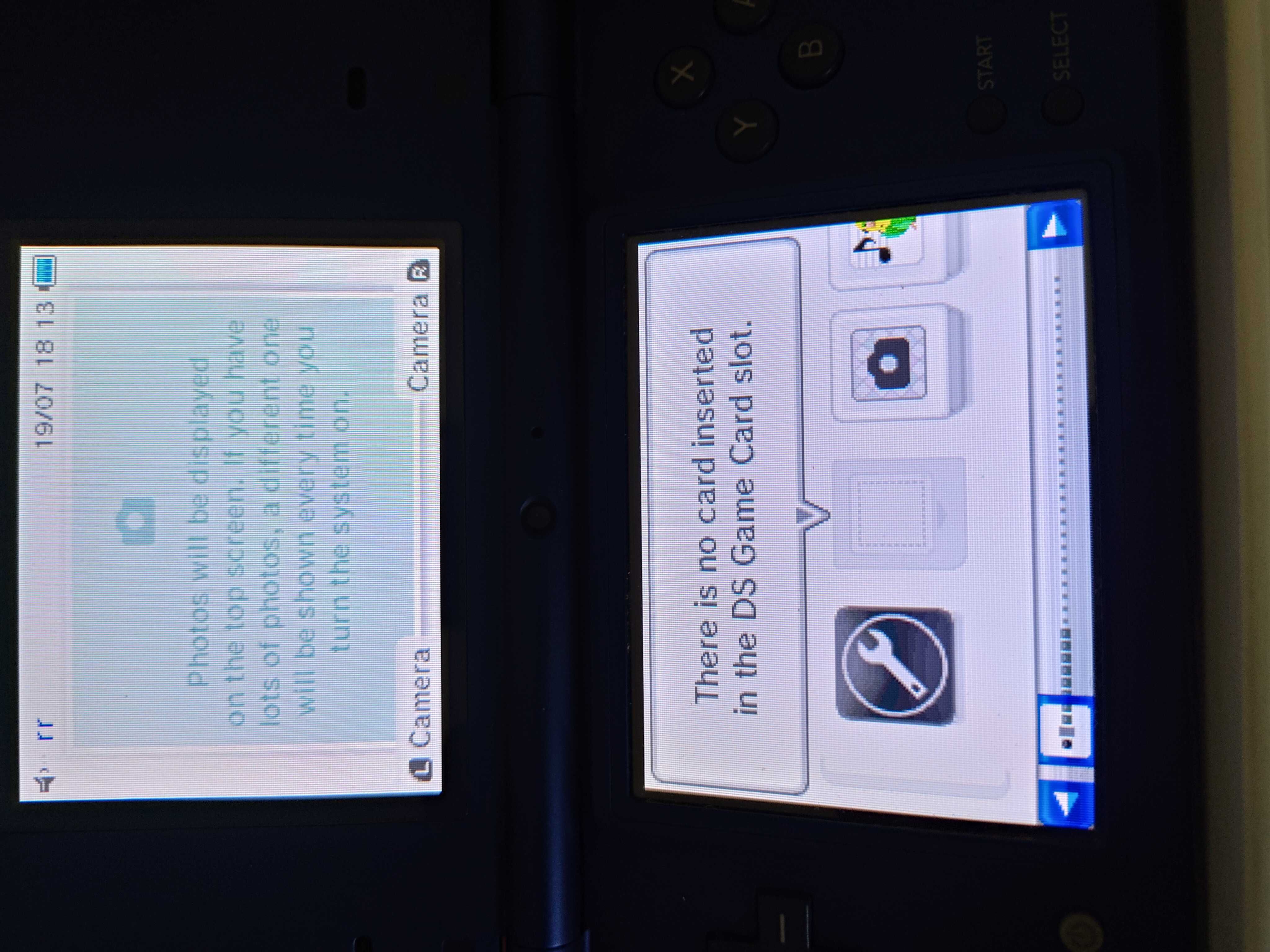 Konsola Nintendo DSi komplet pudełko
