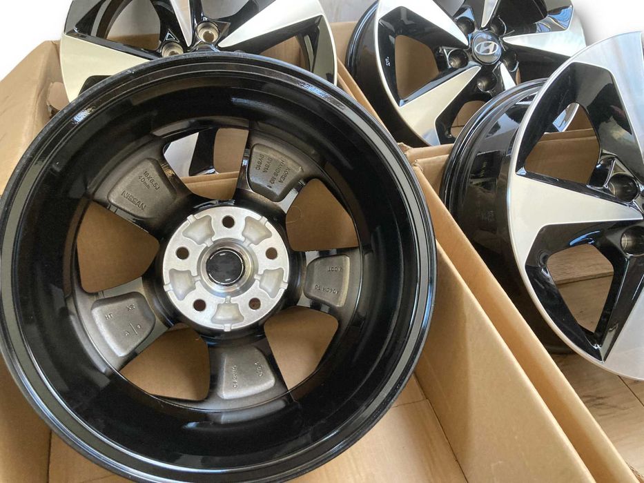 Felgi ALUMINIOWE 16 Hyundai Tucson I30 IX35 IX20 I40 Kona NOWE