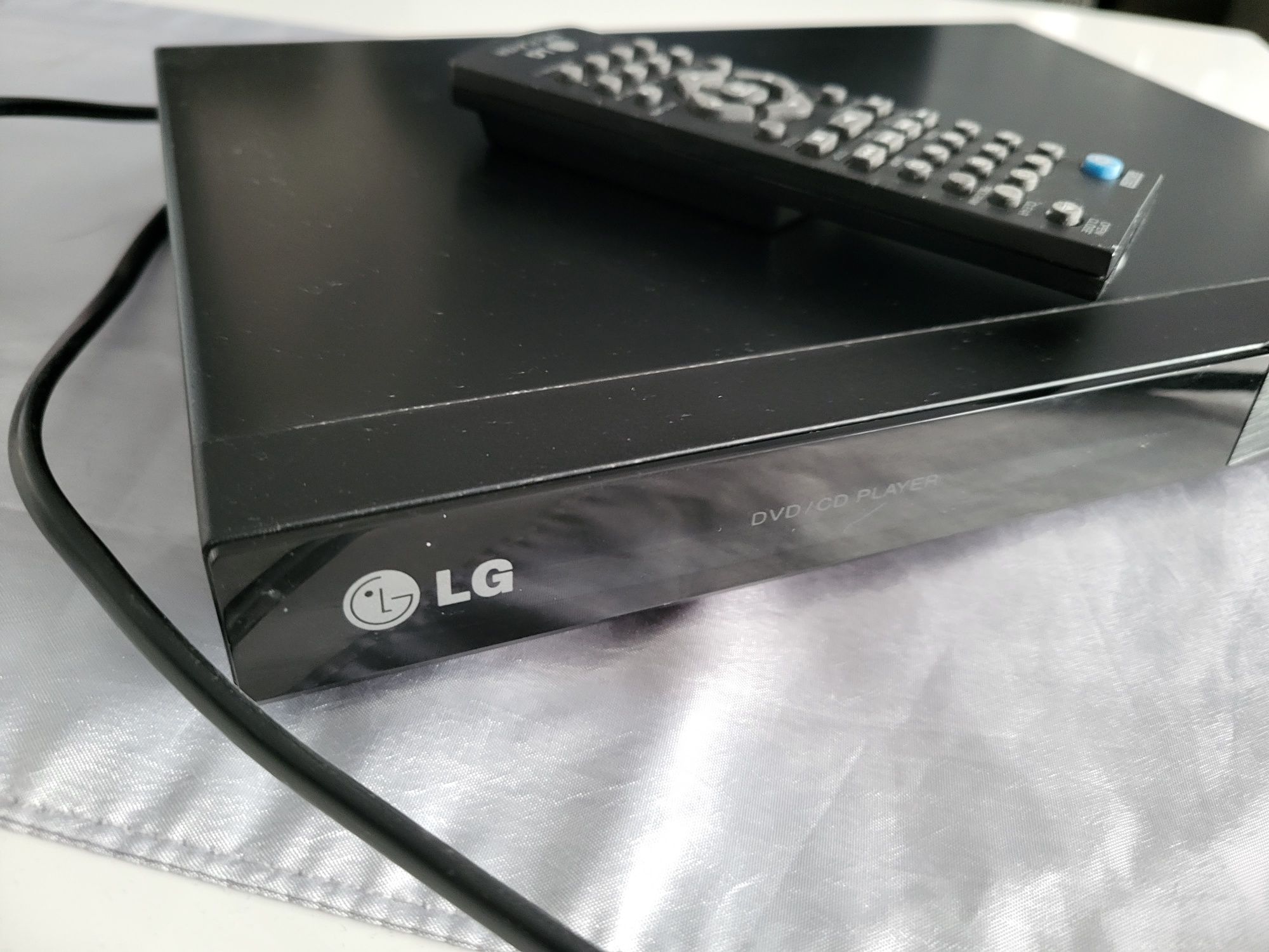 DvD LG USB Mp3 DivX Pilot