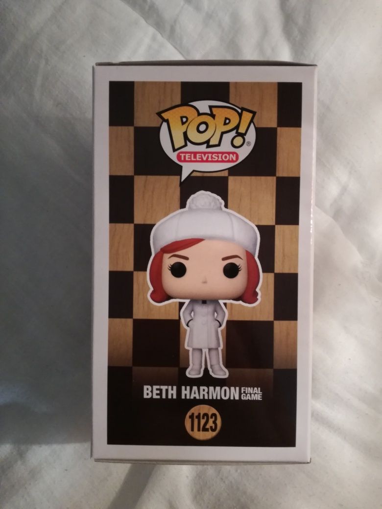 Funko pop Beth Harmon 1123 diamond collection