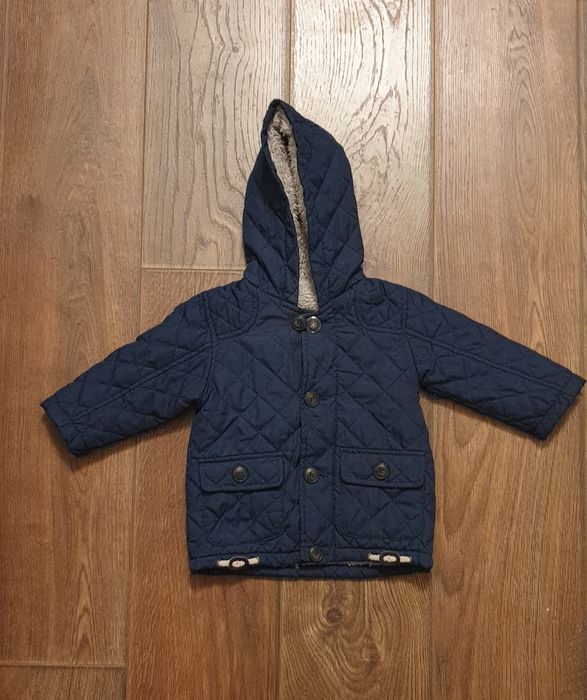 Стёганная курточка осень весна на 9-12 месяцев