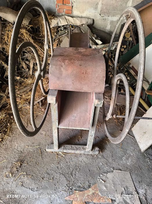 Sieczkarnia do cięcia słomy