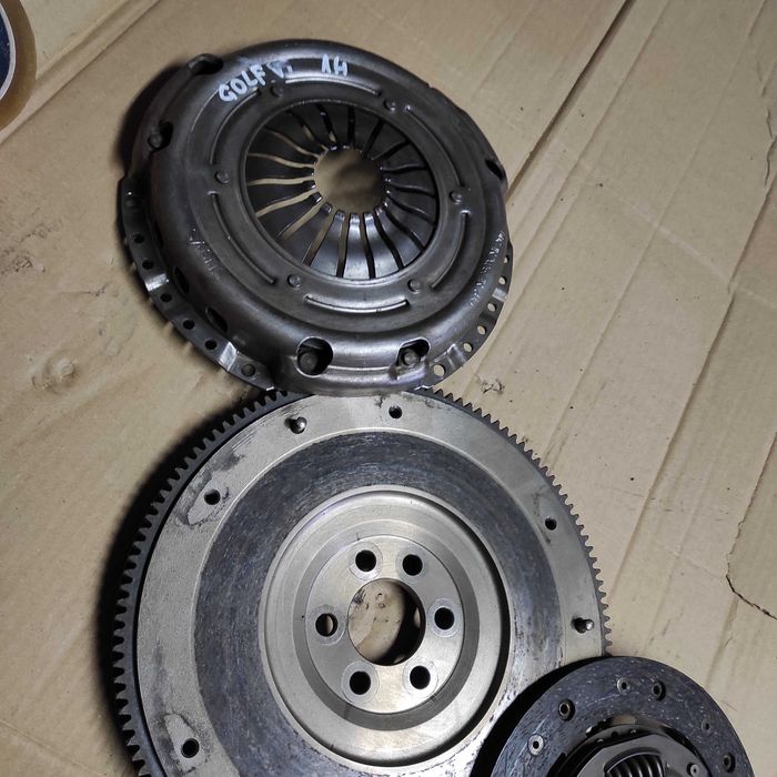 Sprzegło Vw Golf VI 1,4 16 V Komplet