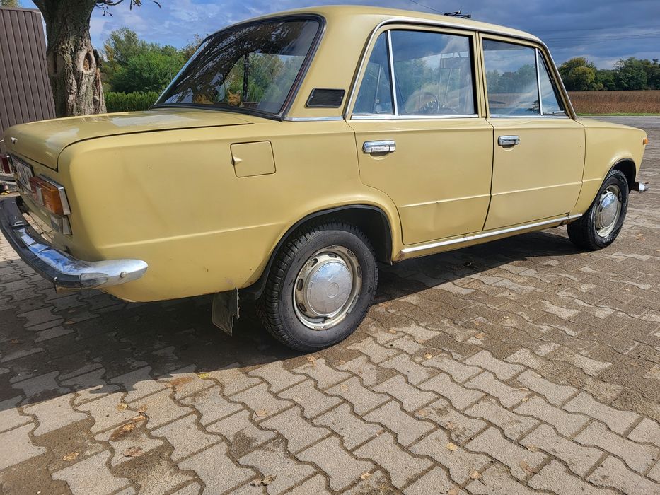 Прадам авто з малим пробігом.