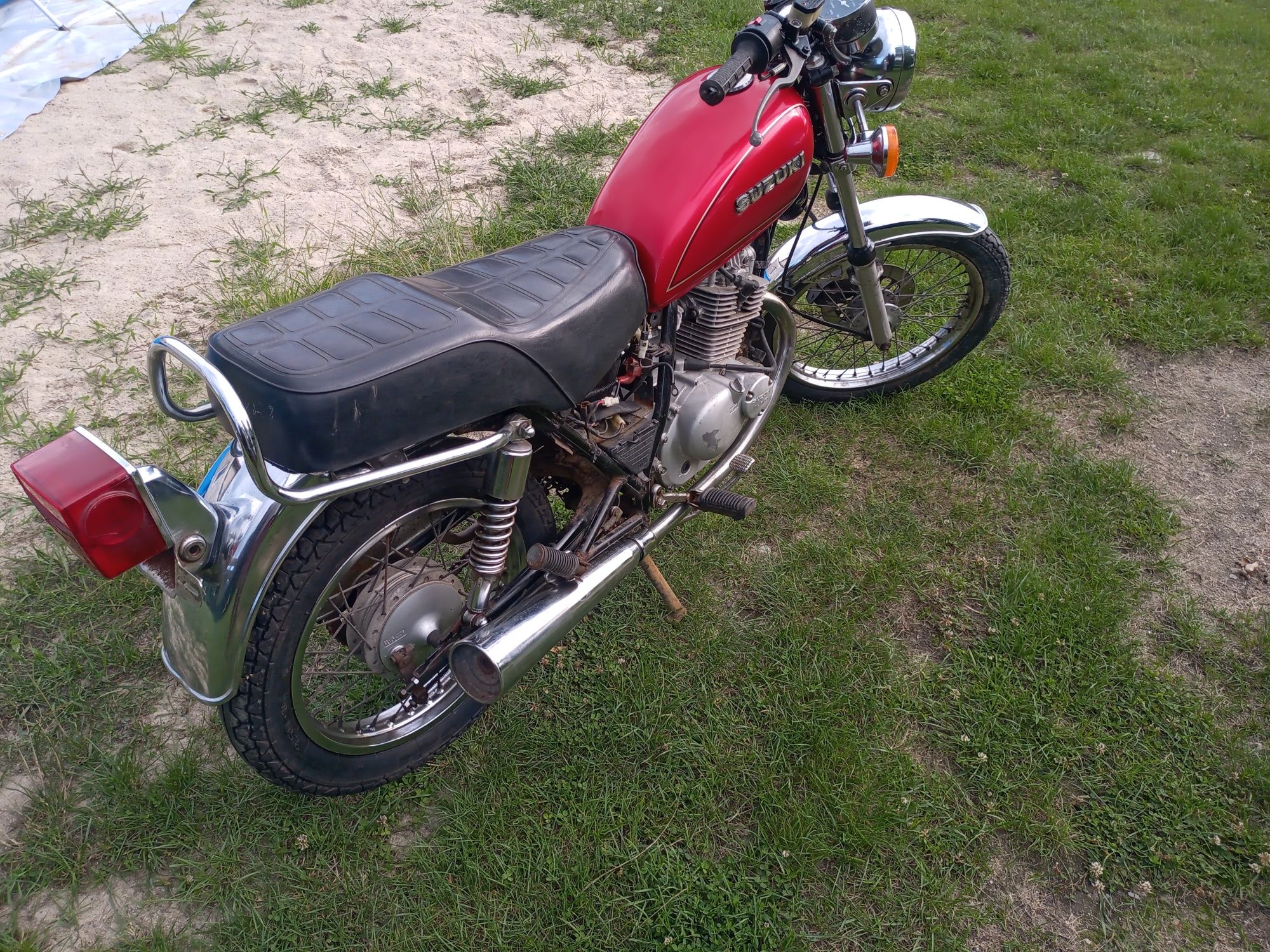 Suzuki gn 125 uszkodzony