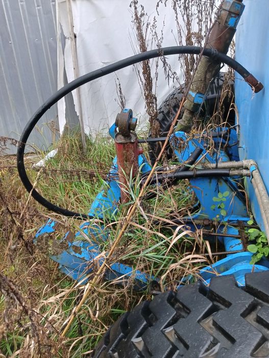 Апарат для внесення аміачної води АВА 8