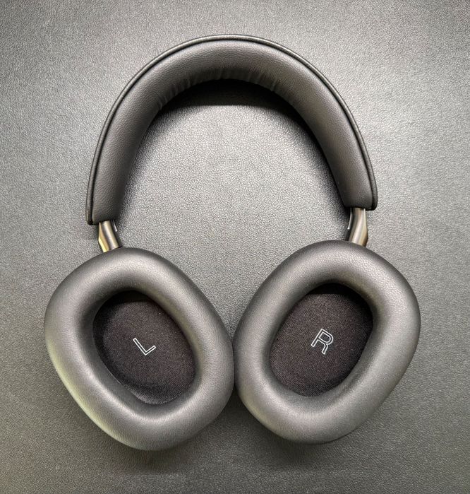 Bowers & Wilkins - BW PX8 - ANC