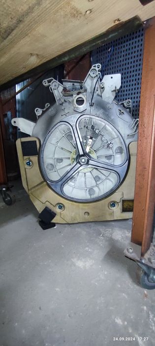 Продам баки до пральних машин