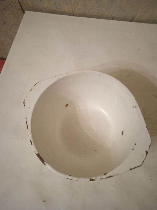 Чугунный эмалированный чугунок