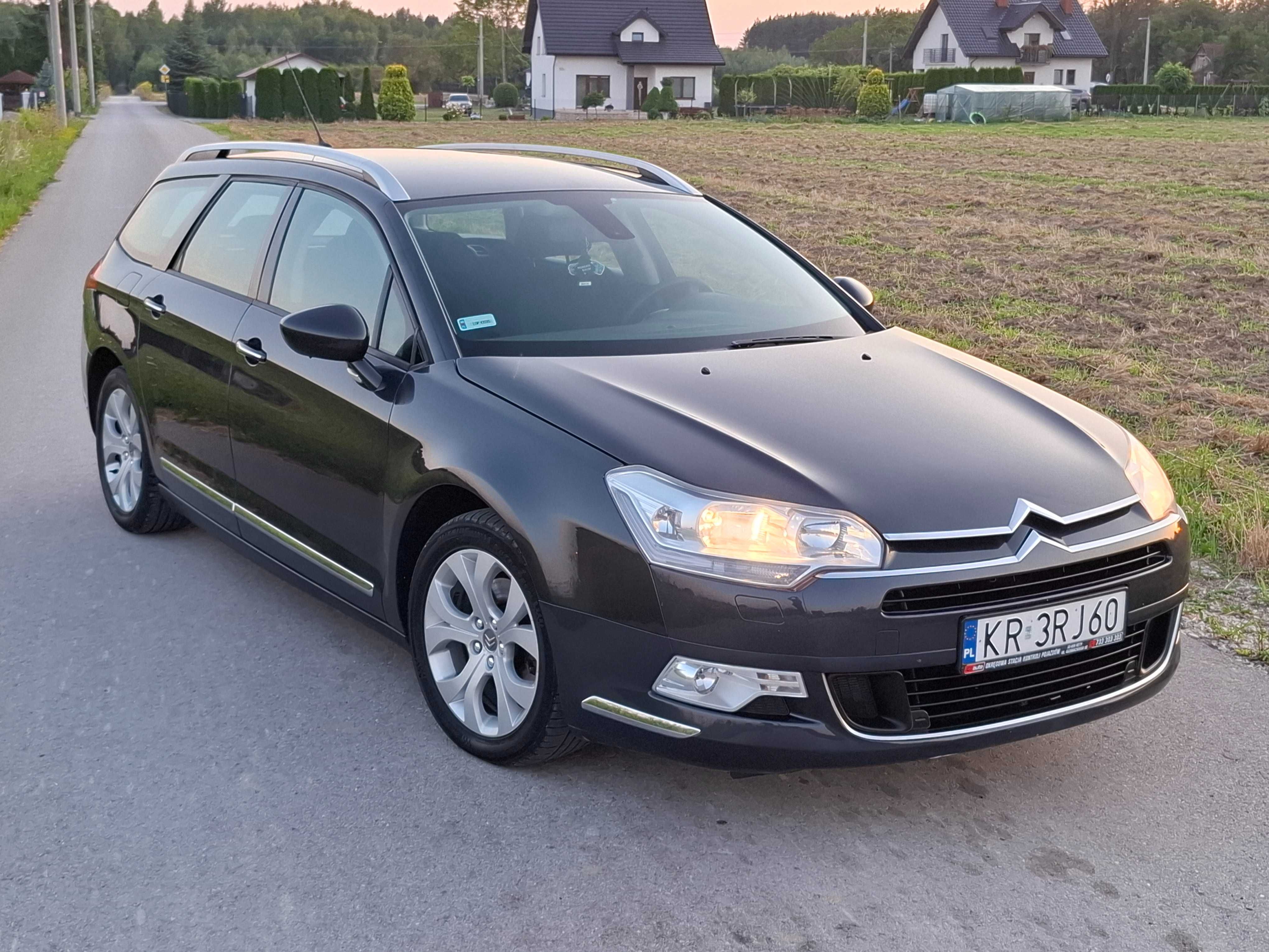 Hyundai I30_REZERWACJA_Codziennie nowe dostawy_SPRAWDŹ