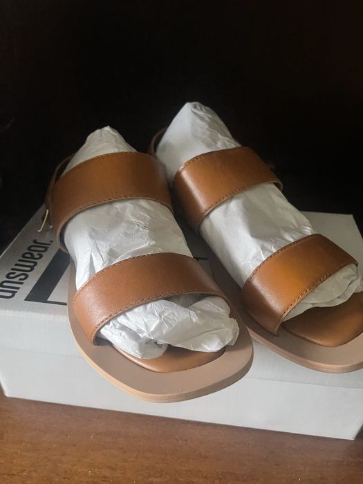 Шкіряні босоніжки,сандалі