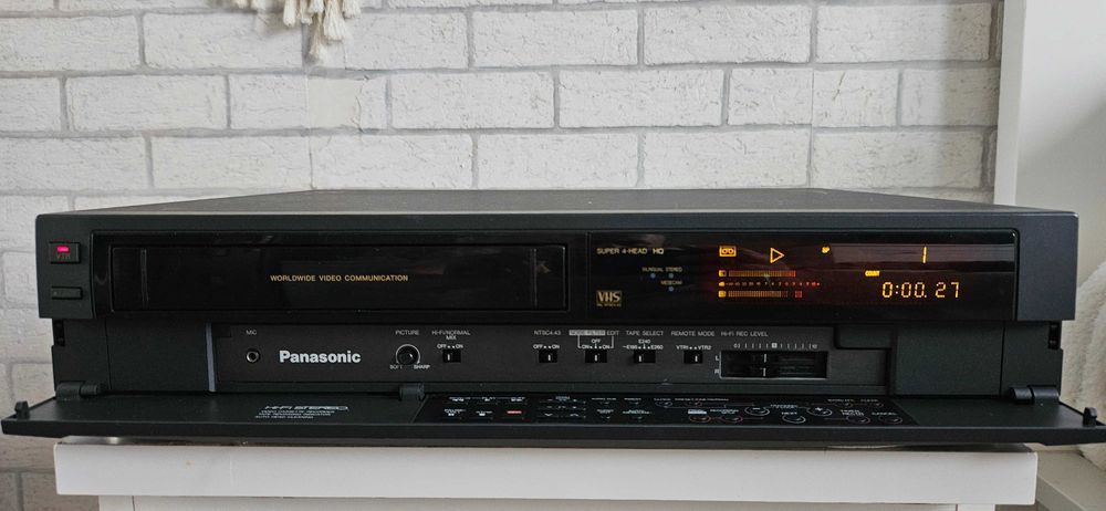 Magnetowid Panasonic NV-F55 Hi-Fi Stereo