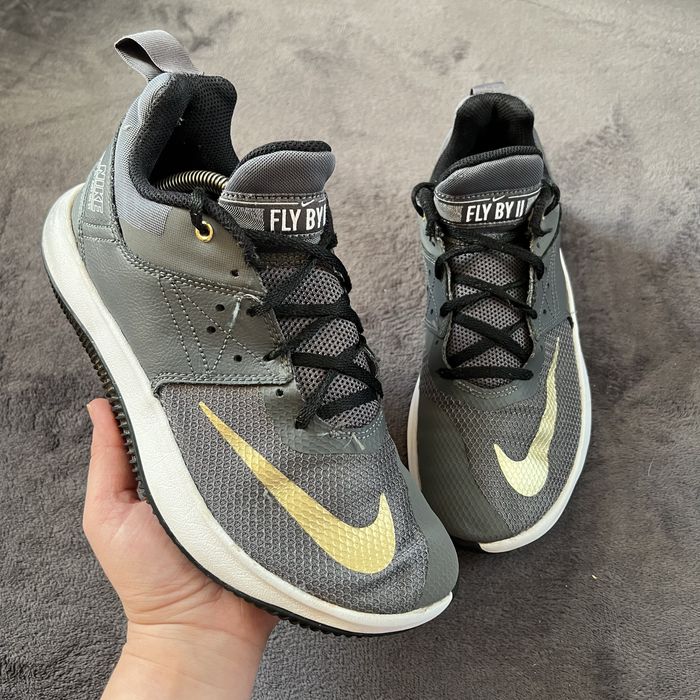 Чоловічі кросівки Nike fly BY 2. Р. 40.