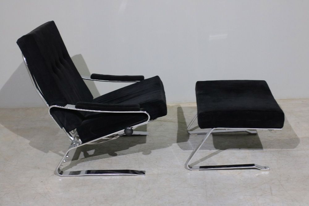 BLACK DAYS -20% | Poltrona e pousa pés da déc. de 70