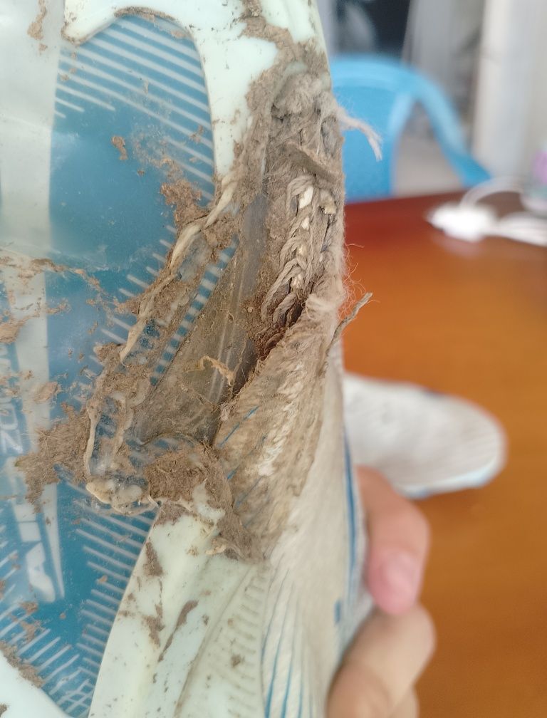 Продам бутси недрого