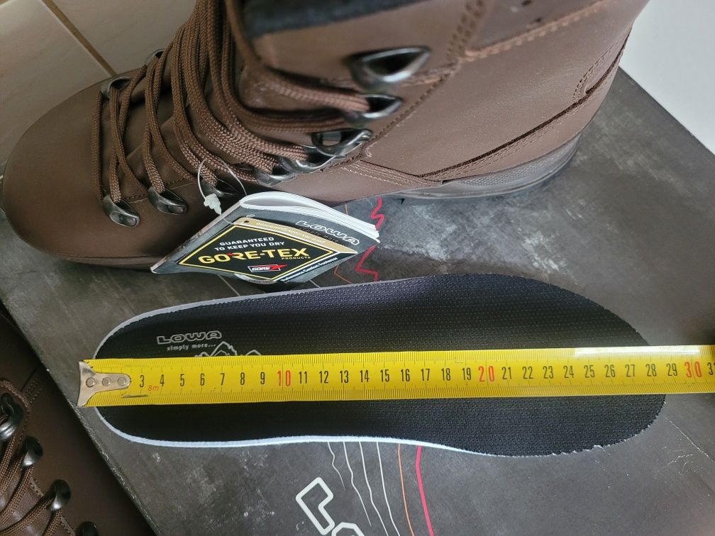 Lowa Mountain Boot Gtx 43½