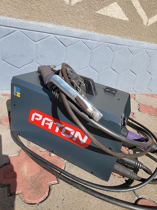 Зварювальний апарат. Напівавтомат Патон PATON 250