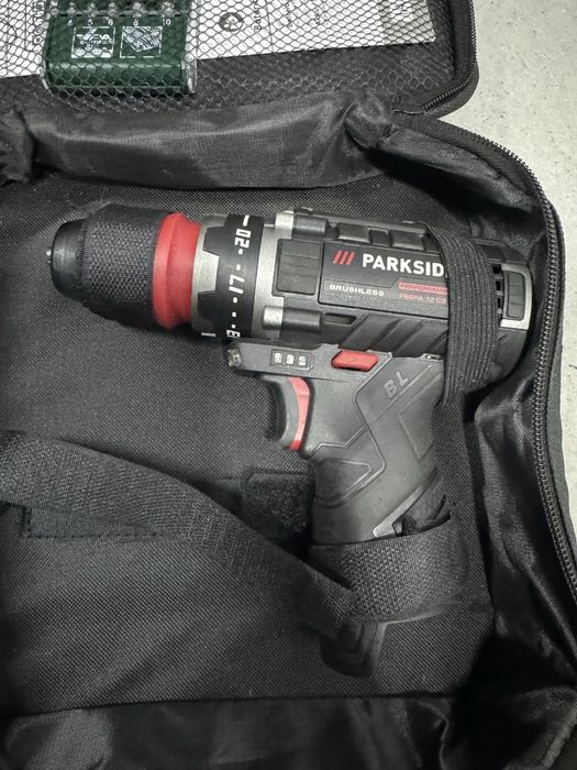 Parkside parafusadora/ bermequim 12v