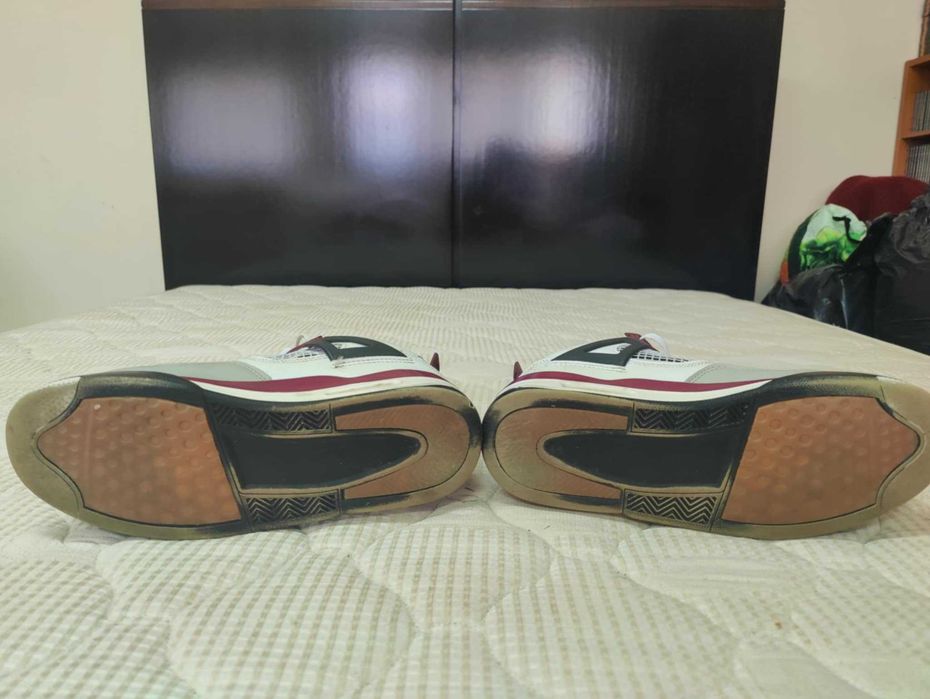 Nike Air Jordan 4 Retro tam 43 em excelente estado