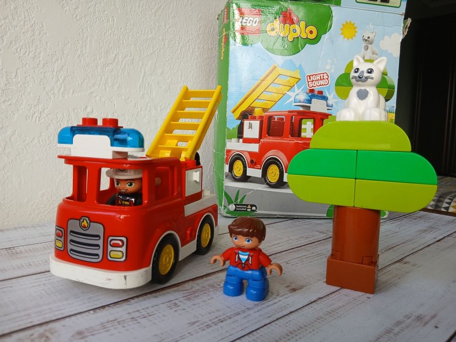 Lego duplo 10901 Лего дупло Пожежна машина, оригінал