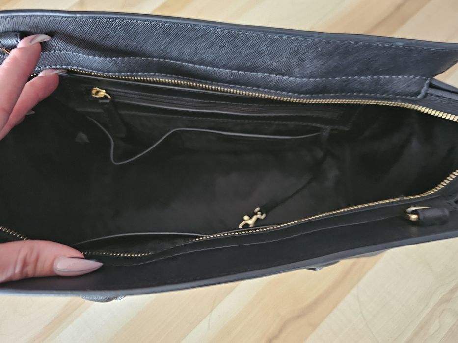 Torebka kuferek Michael Kors