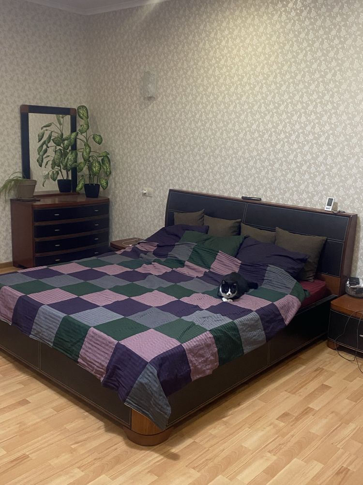 Продам спальню в отличном состоянии