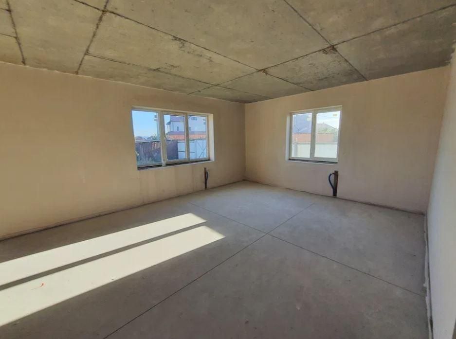 Дом в ЛЕСКАХ рядом с пос.Котовского (185-337)