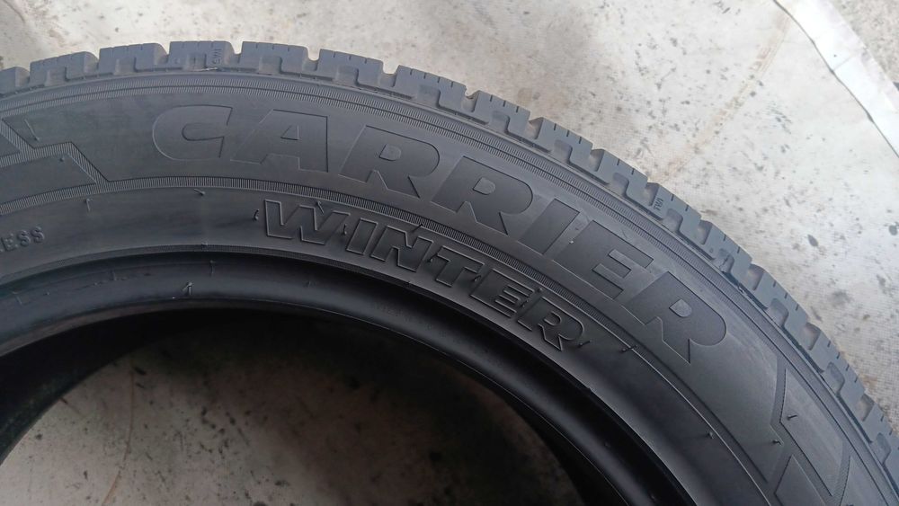 215/60/17 C Pirelli winter carrier