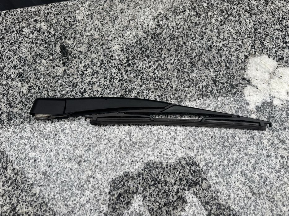 Форд Фокус 2 Задній Двірник в Ляду Універсал  Ford Focus