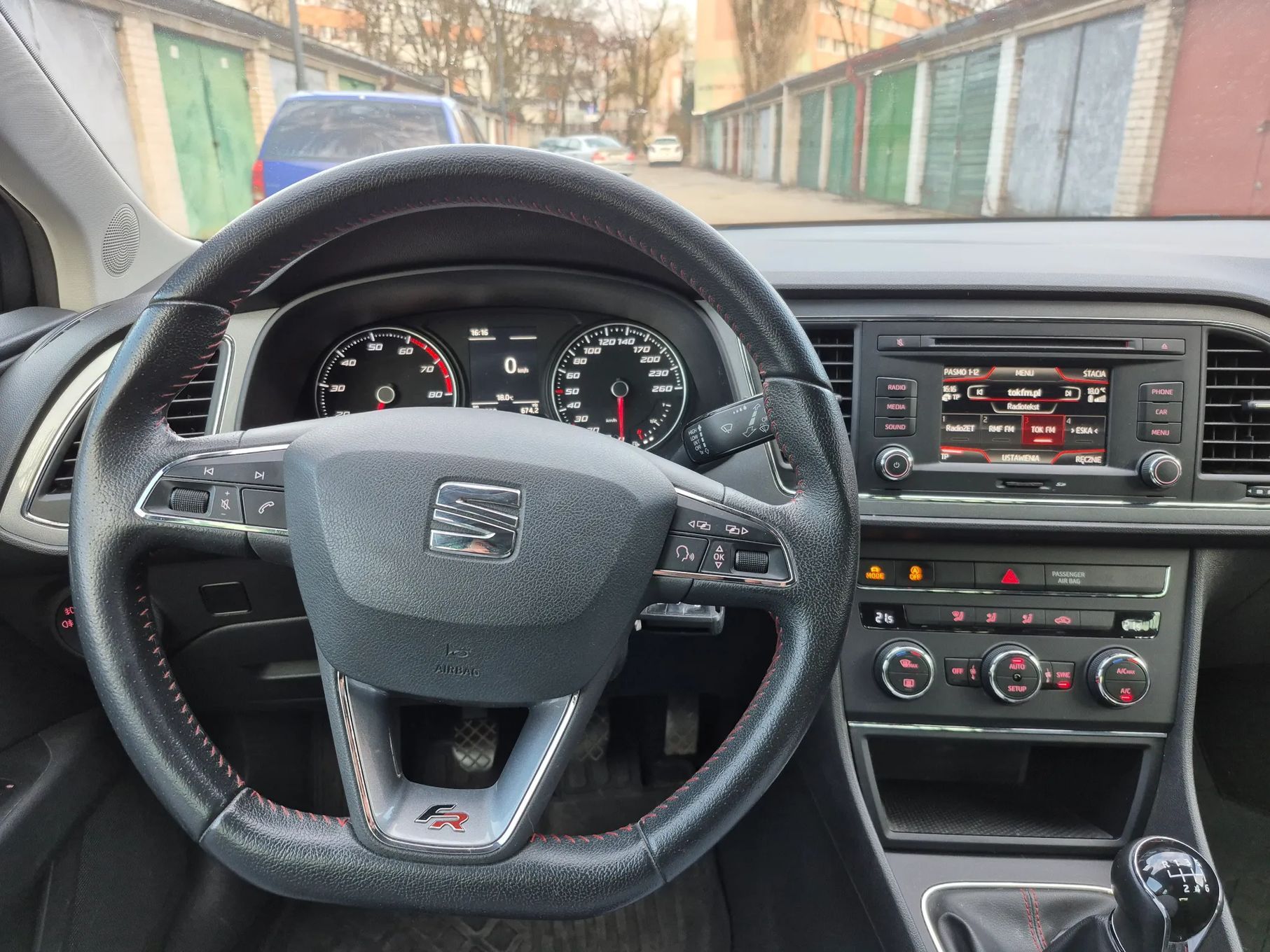Seat Leon Seat Leon FR, 1.4 TSI, 122 KM, salon Polska