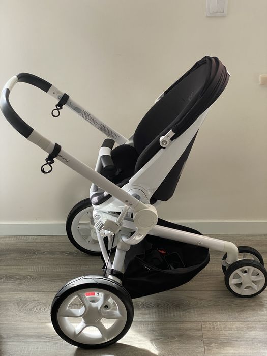 Quinny Moodd black irony