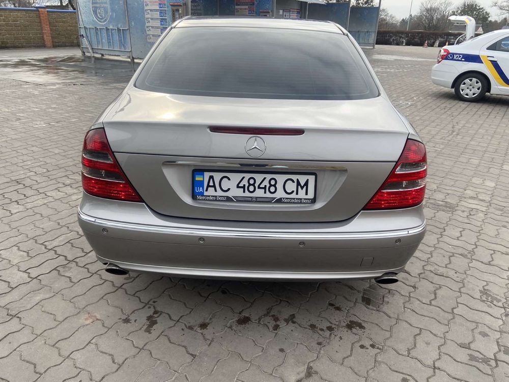 Mercedes Benz E-270 cdi