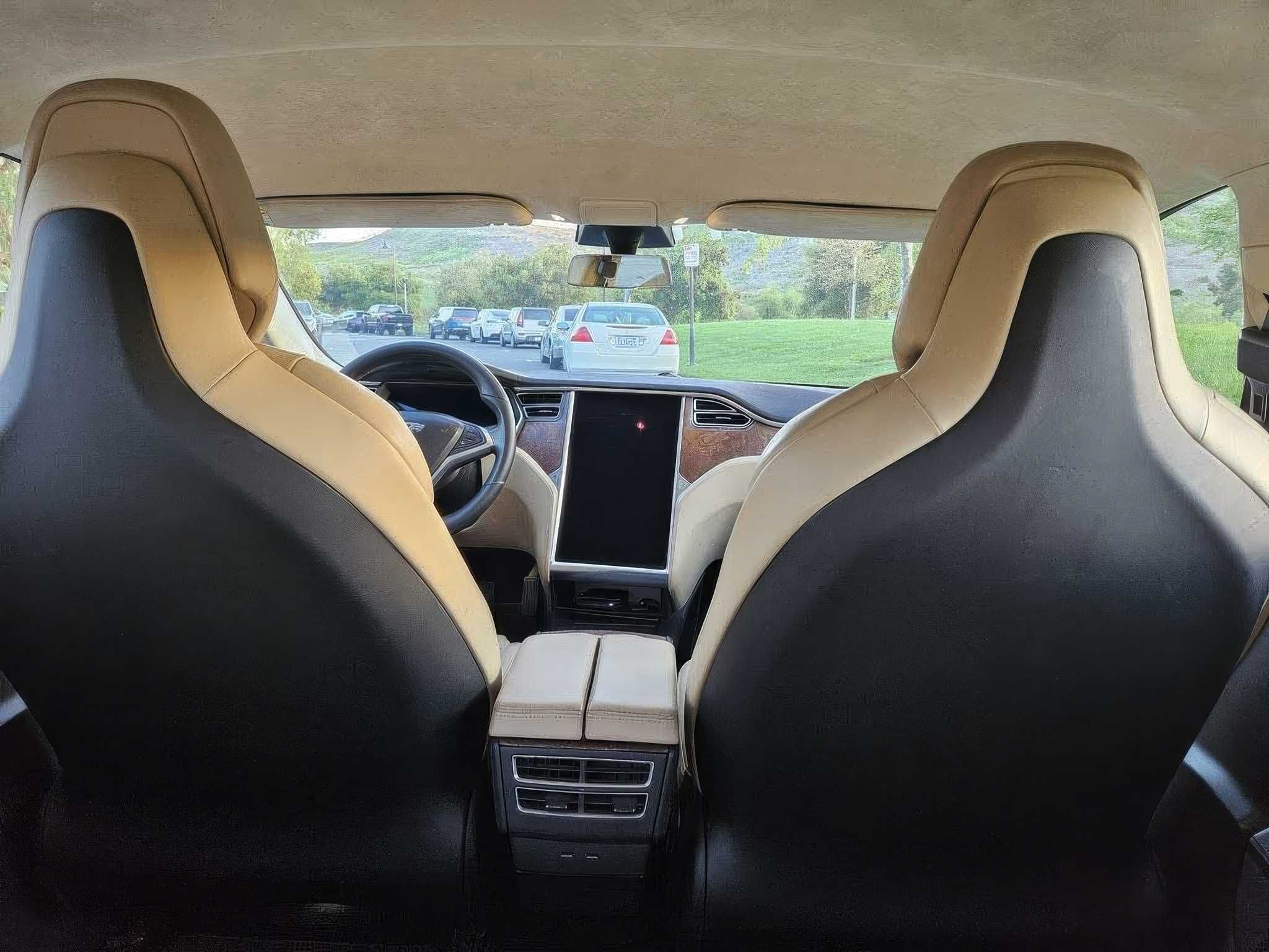 2017 Tesla Model S 90D