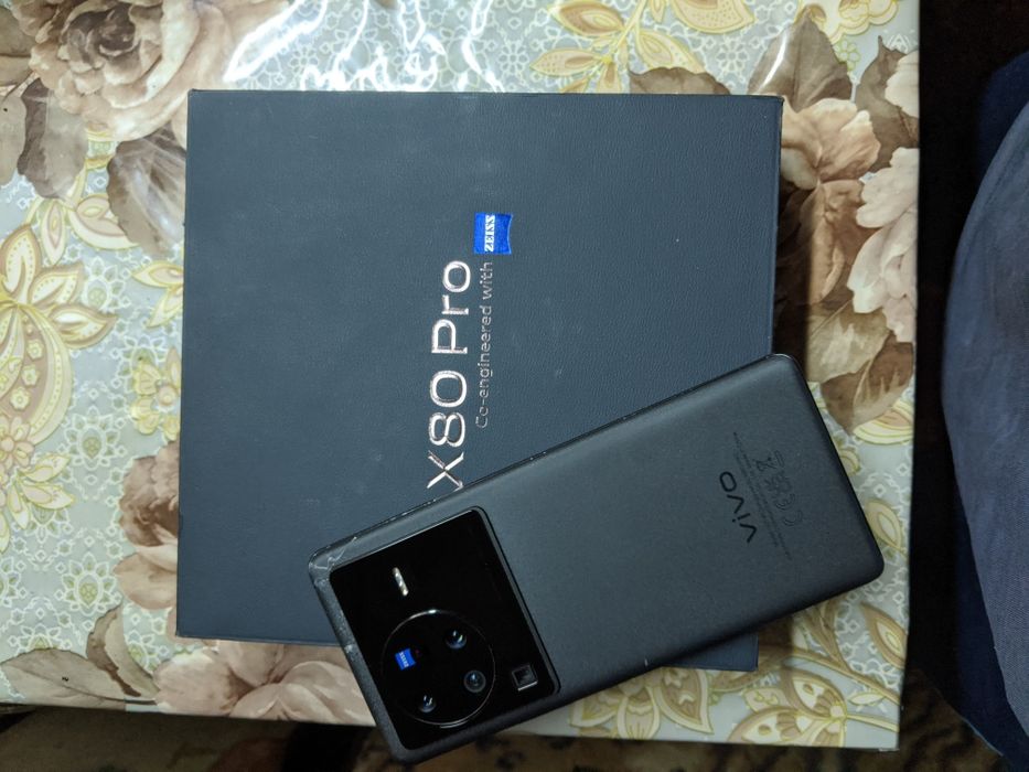 Обменяю свой Vivo X80 Pro