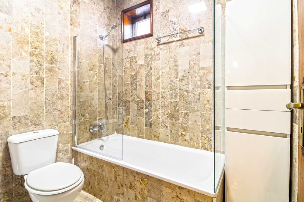 Espaçoso T1 em Baguim junto á estaçao do metro para arrendamento