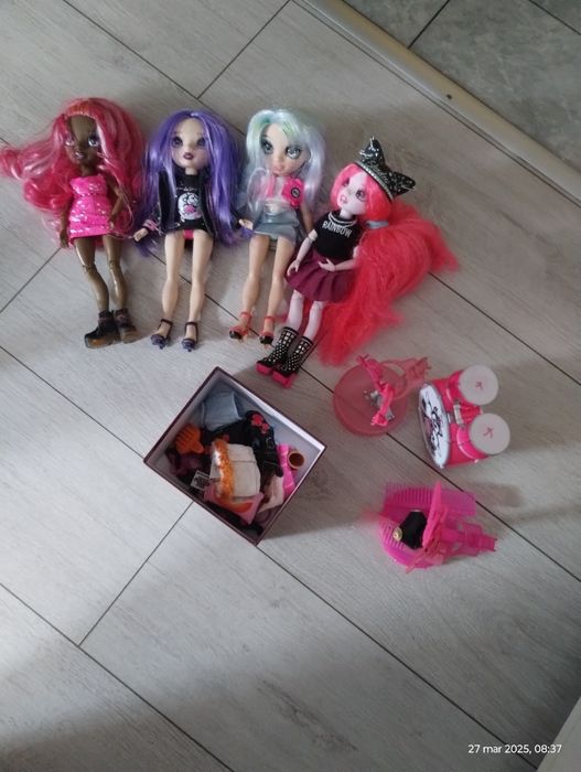 Komplet lalek rainbow