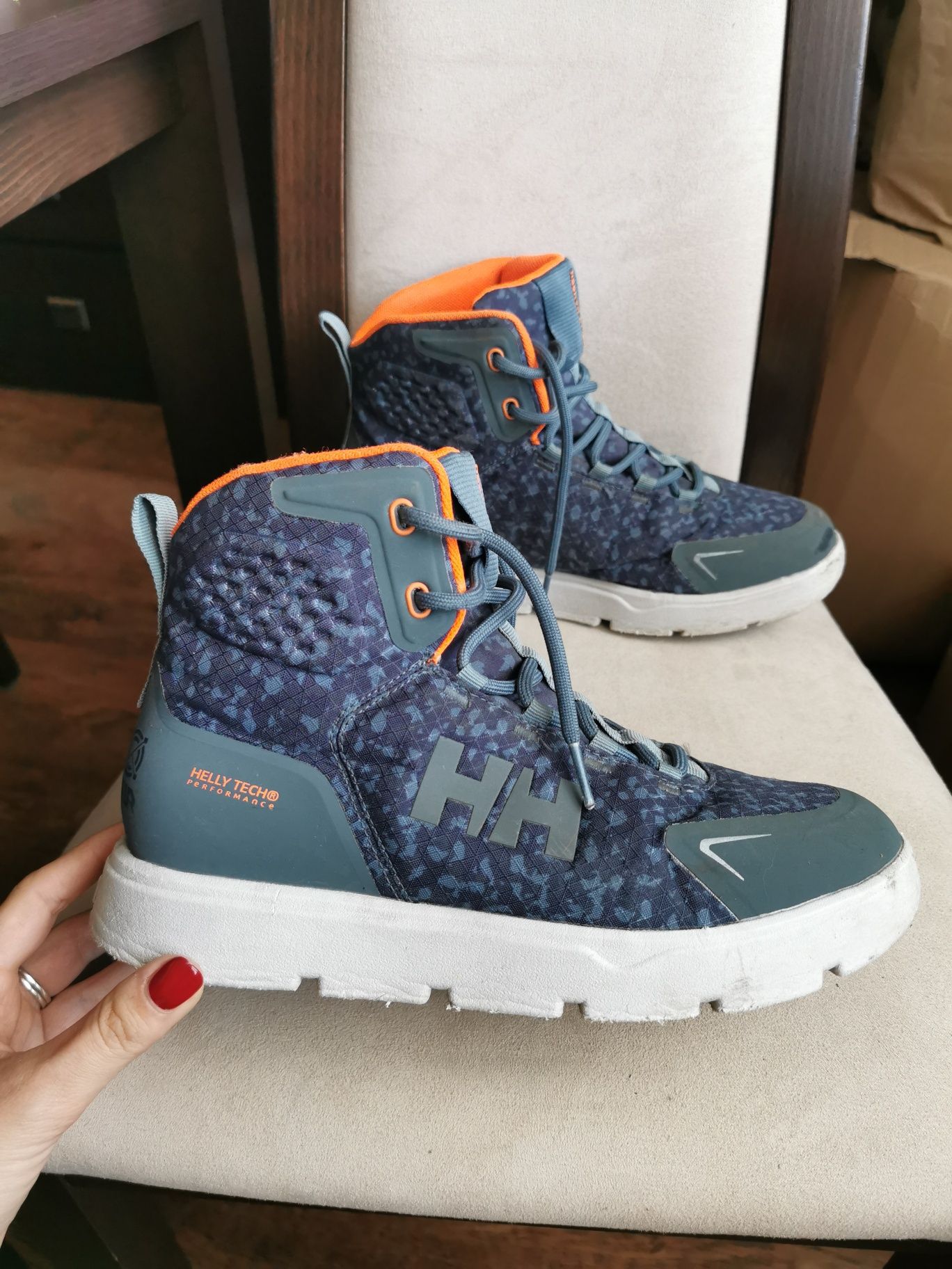 Buty Zimowe r 40, 5 Helly Hansen trekkingowe canyon ullr boot ht,