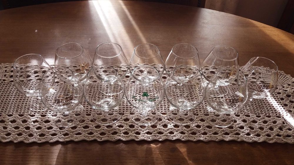 Copos  de aguardente em vidro de qualidade Novos