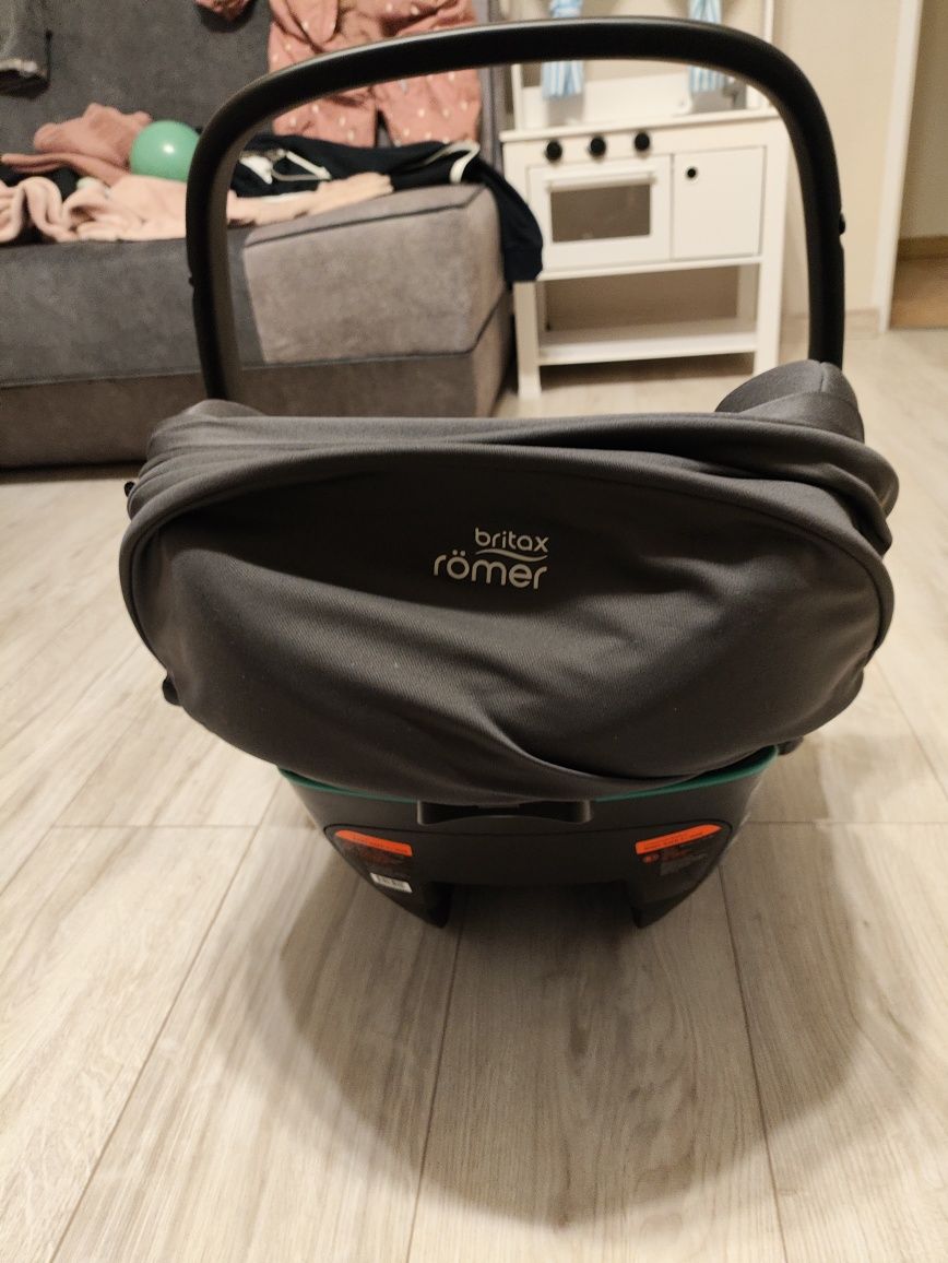 Fotelik nosidło: Britax romer baby safe 3 i-size