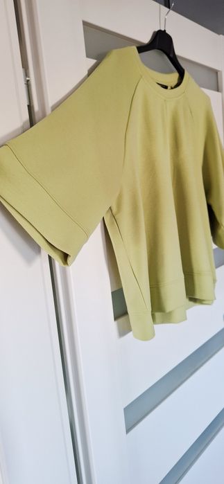 Zielona bluza w rozmiarze L, marki Greenpoint.