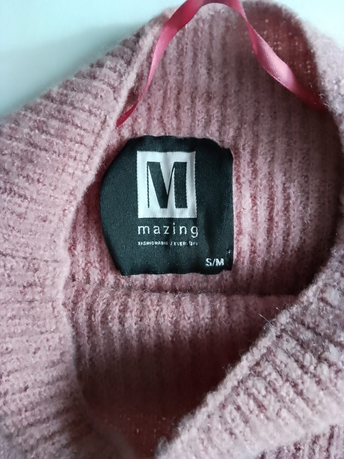 Sweter damski marki Mazing
