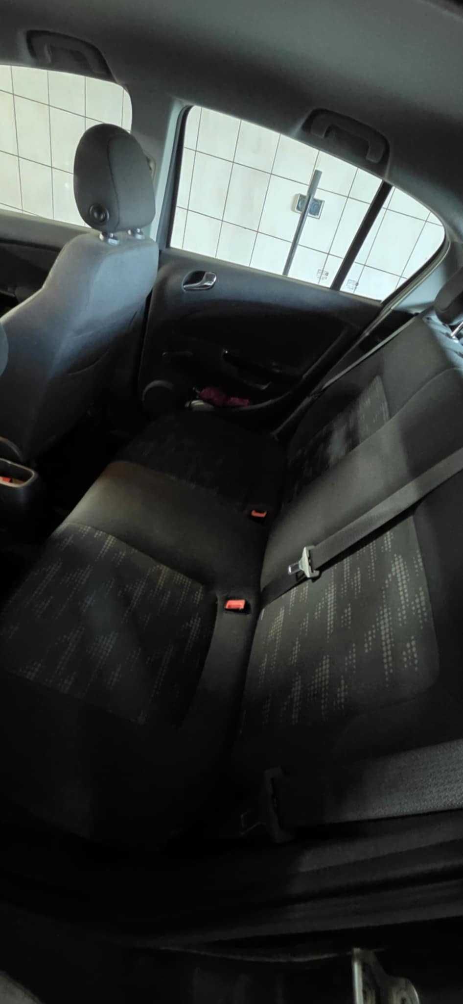 Sprzedam Corsa 1,3 diesel - zadbany