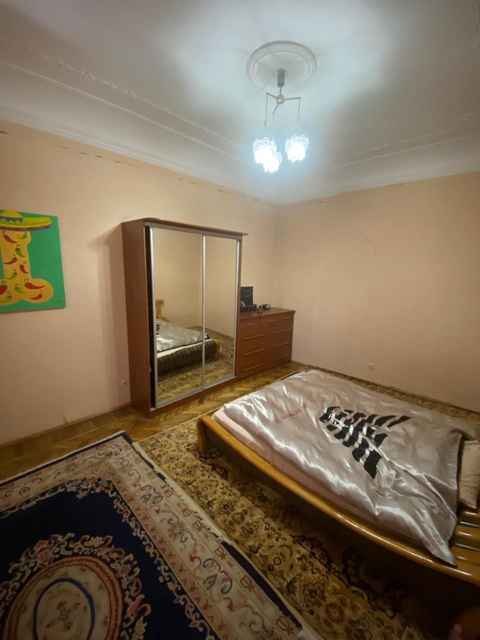Продам квартиру. Центр Одеси. 200 кв.м 8 кiмнат