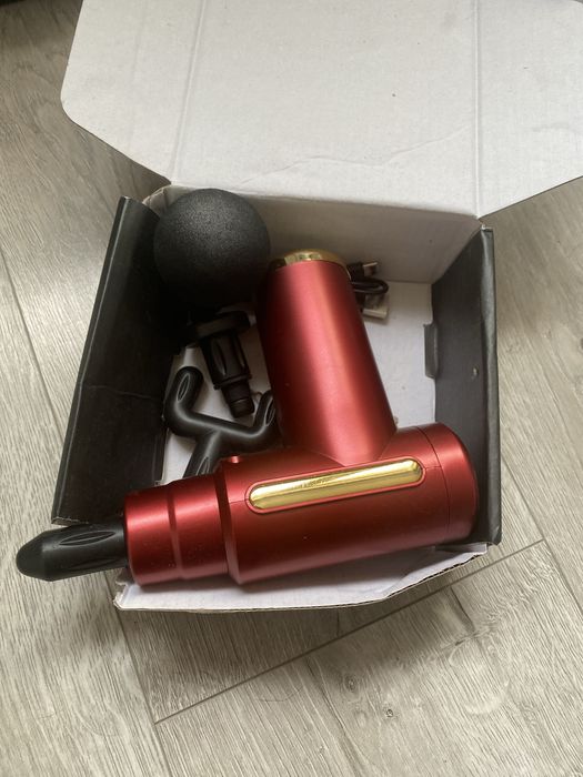 продам массажер пистолет