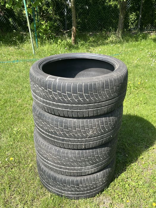 Opony zimowe Nokian 245/40/20 Cena za Komplet