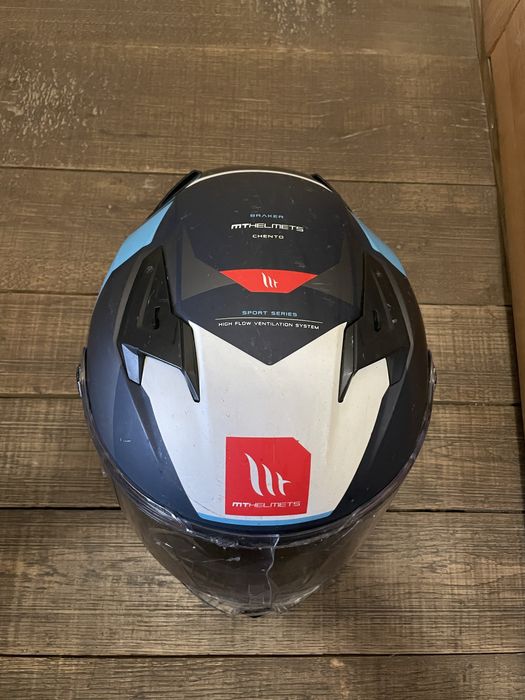 мотошлем MT BRAKER