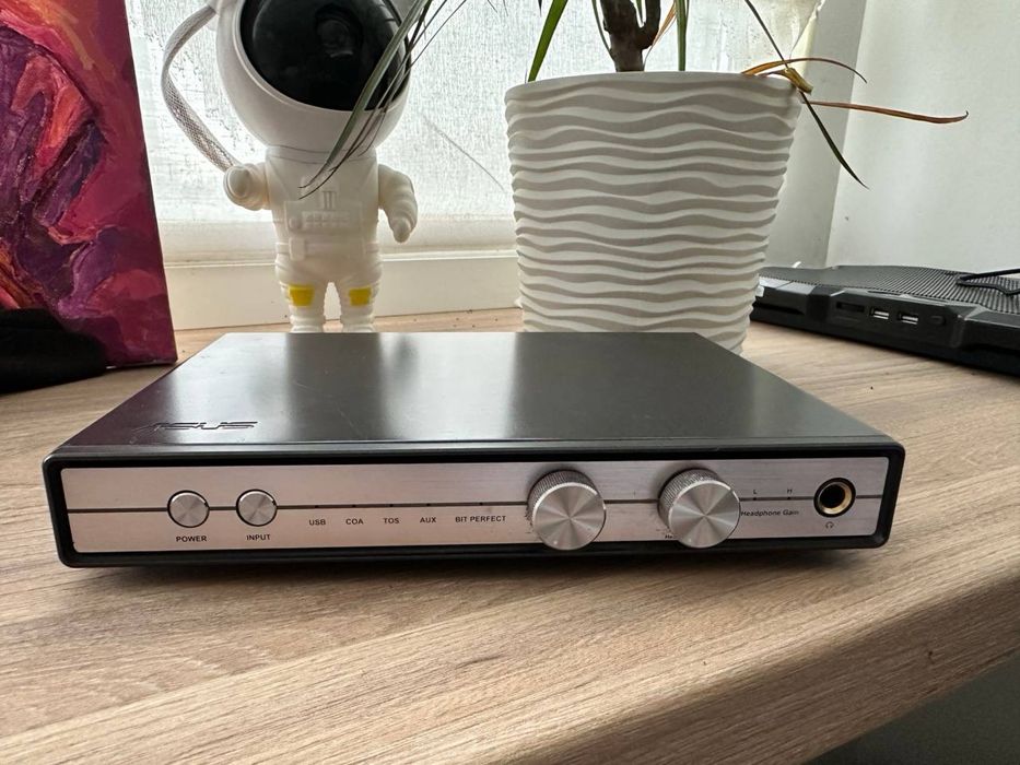 ЦАП Asus Xonar Essence STU підсилювачзвуку
