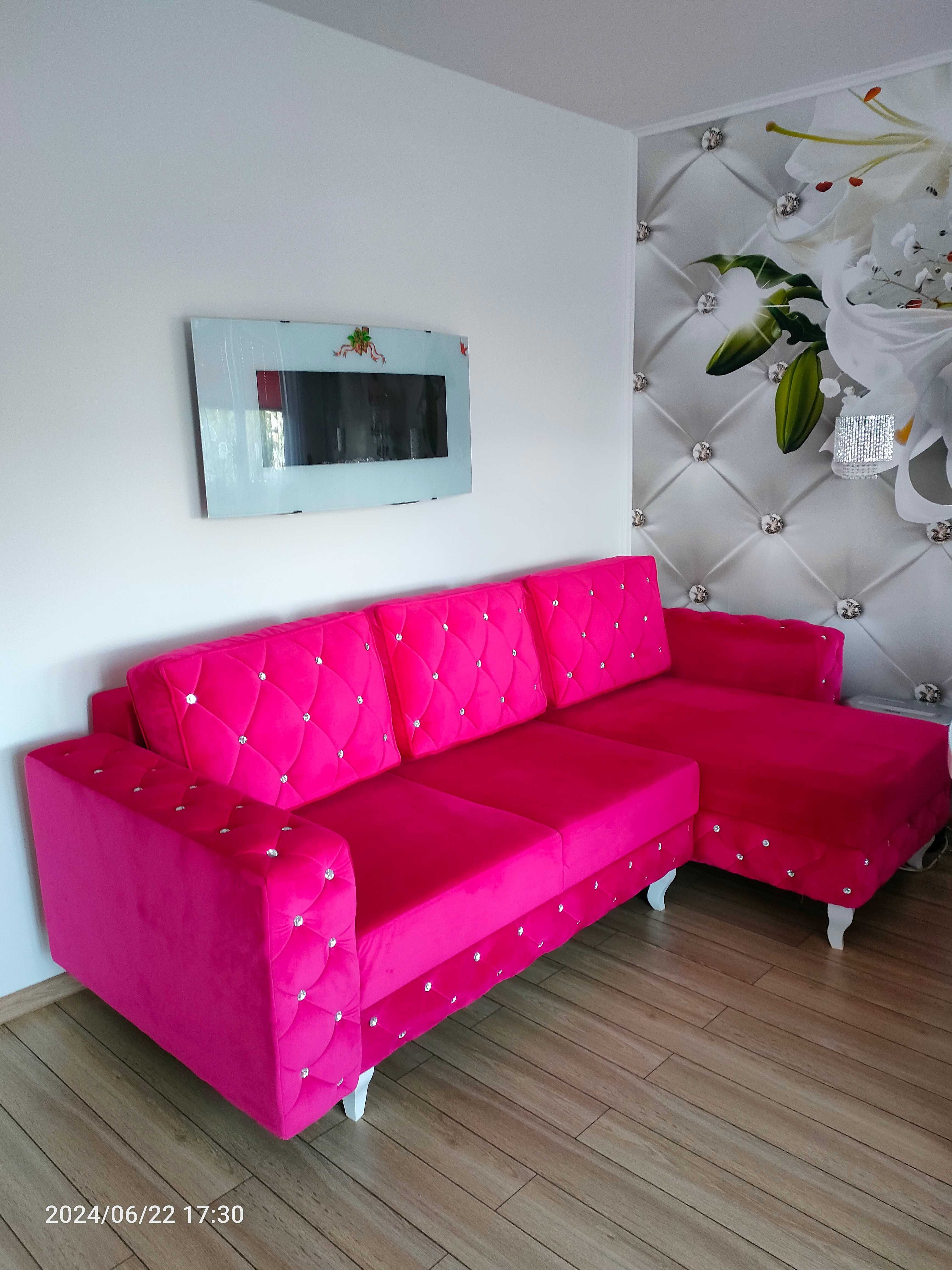 Piękny narożnik w stylu glamour